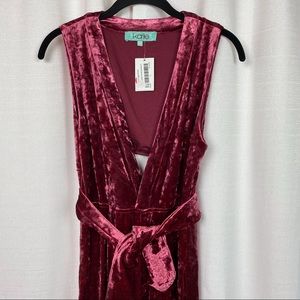 Karlie Burgundy Crushed Velvet Jumpsuit Sz.L NWT